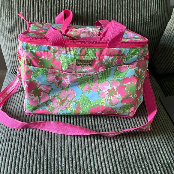 LIKE NEW! Lilly Pulitzer Cooler Bag - Picture 2 of 5